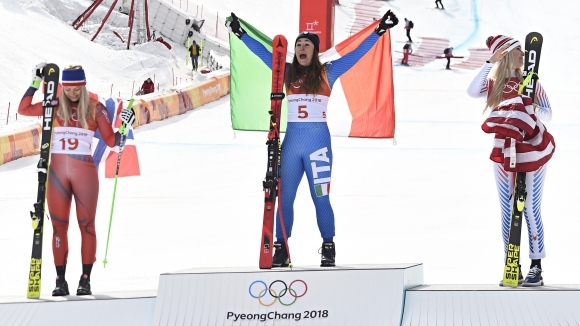 София Годжа е новата олимпийска шампионка в спускането при жените