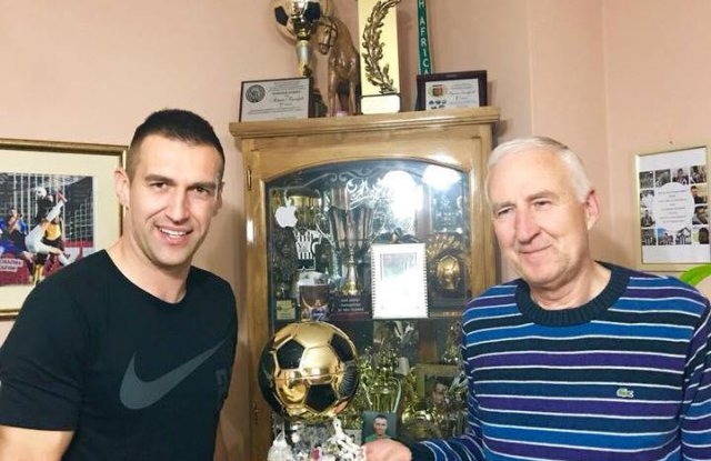 Легендата на Локомотив Пловдив Мартин Камбуров който понастоящем играе за
