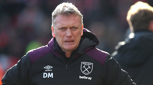 Прокобата Анфийлд продължава да тегне върху Дейвид Мойс Мениджърът на