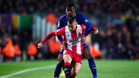 Защитникът на Барселона Нелсон Семедо няма да играе между пет