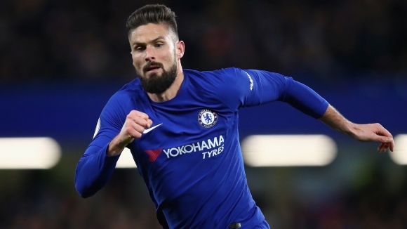 Нападателят на Челси Оливие Жиру призна че селекционерът на Франция