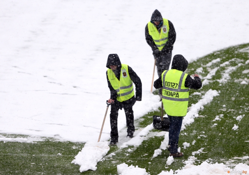Ново почистване на терена започна тази сутрин в Коматево съобщава