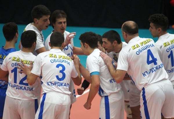 Волейболният отбор на Арда Кърджали записа едва 3 а победа