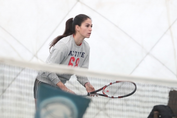 Националката на България за Фед Къп Изабелла Шиникова се класира