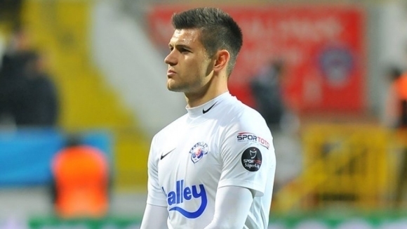 Българският национал Страхил Попов записа поредни 90 минути за Касъмпаша