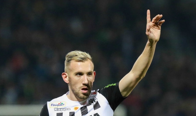 Отборът на Анже направи още една важна крачка към оставането