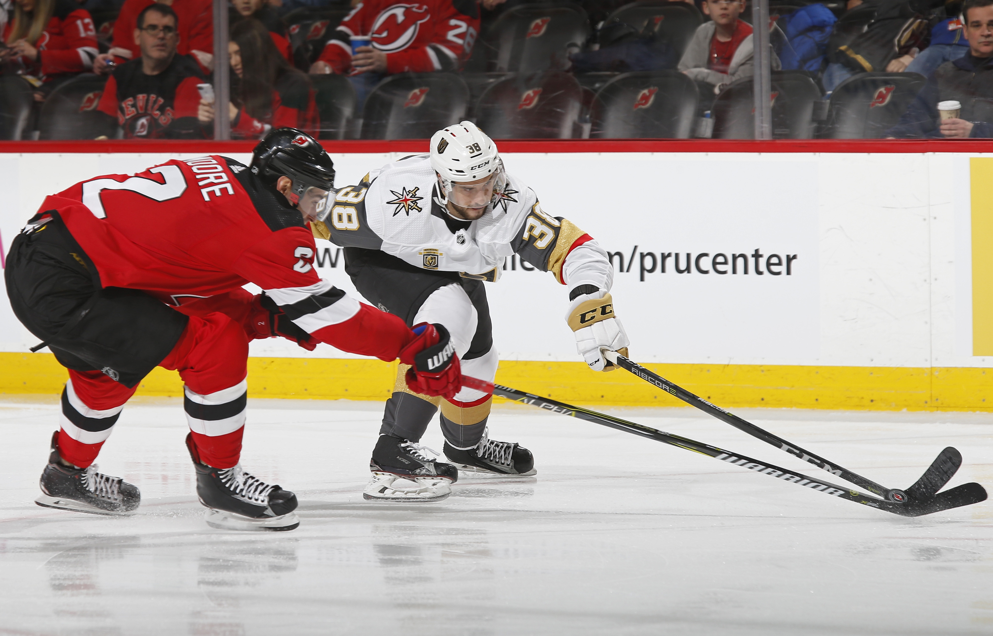 Първенство на Националната хокейна лига на САЩ и Канада НХЛ