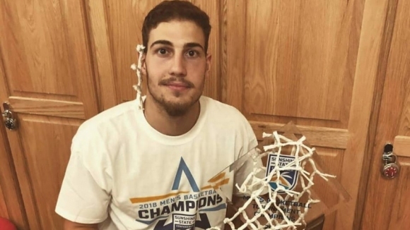 Българският баскетболист Кристиян Ставрев спечели първо отличие с новия си