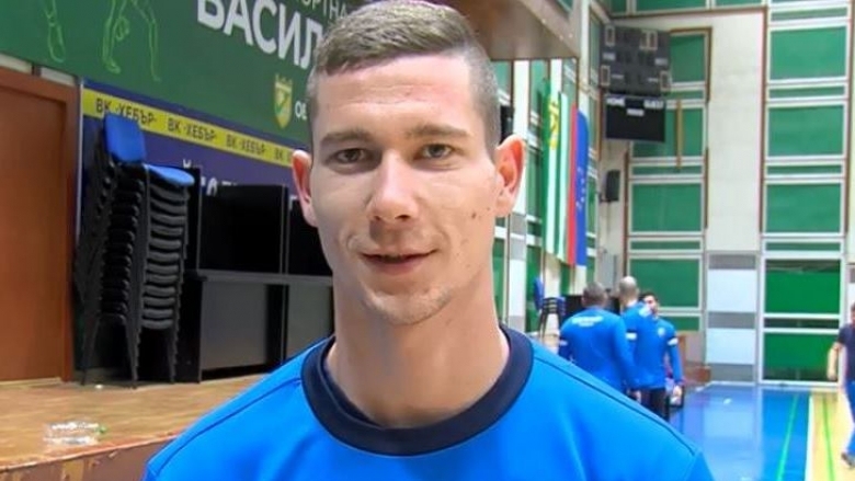 Центърът на Хебър Пазарджик Иван Тасев е започнал волейболната си