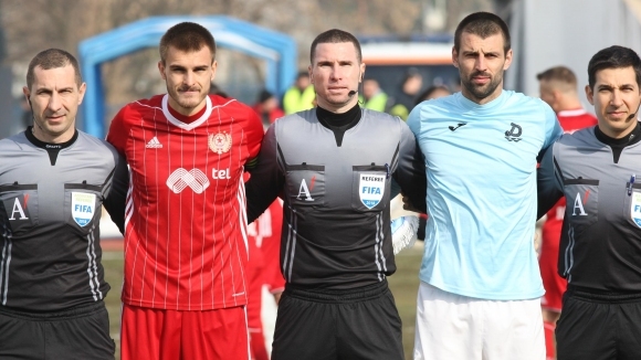Треньорът на ЦСКА София Стамен Белчев е привикал защитника Божидар Чорбаджийски