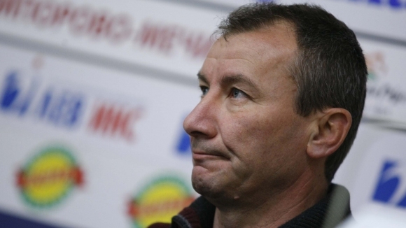 Наставникът на ЦСКА София Стамен Белчев изрази притеснения преди утрешното гостуване