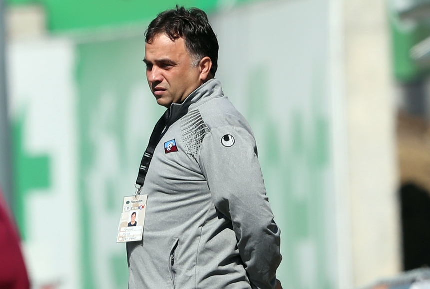 Наставникът на Септември Николай Митов не бе доволен от играта