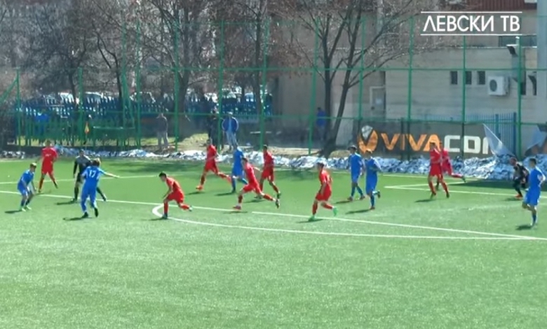 Левски и ЦСКА София направиха 2 2 в дербито от Елитната юношеска