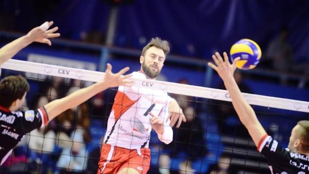 Волейболният национал Николай Николов и руският гранд Белогорие Белгород направиха