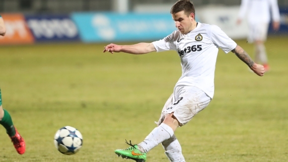 Отборите на Дунав и Славия играят при резултат 0 0