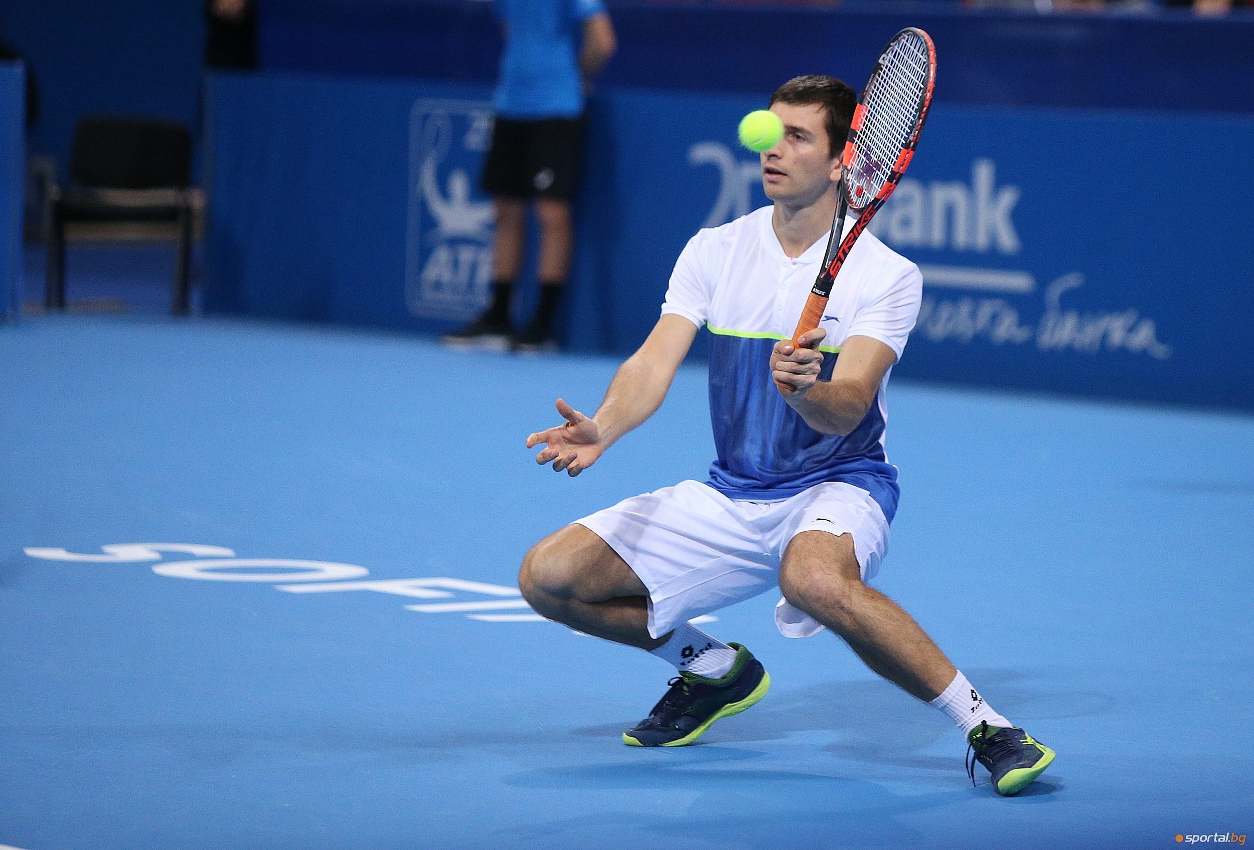 Александър Лазов отпадна в първия кръг на тенис турнира в