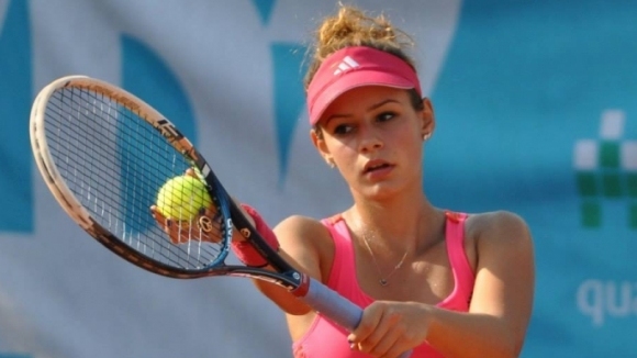 Българката Юлия Стаматова се класира за четвъртфиналите на двойки на