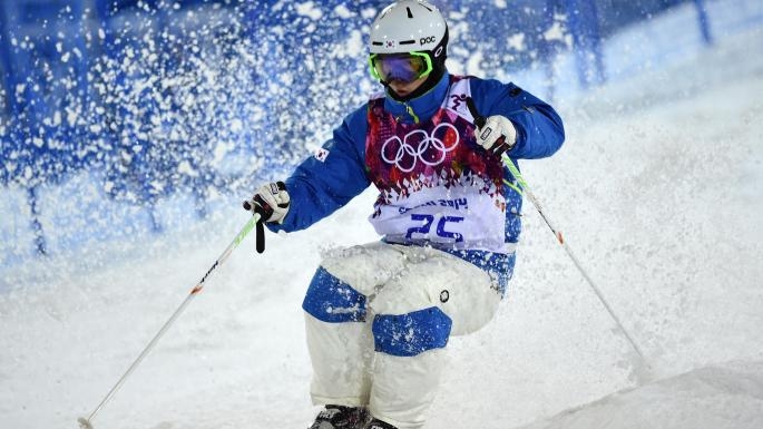 Двама южнокорейски състезатели по ски свободен стил бяха отстранени пожизнено от