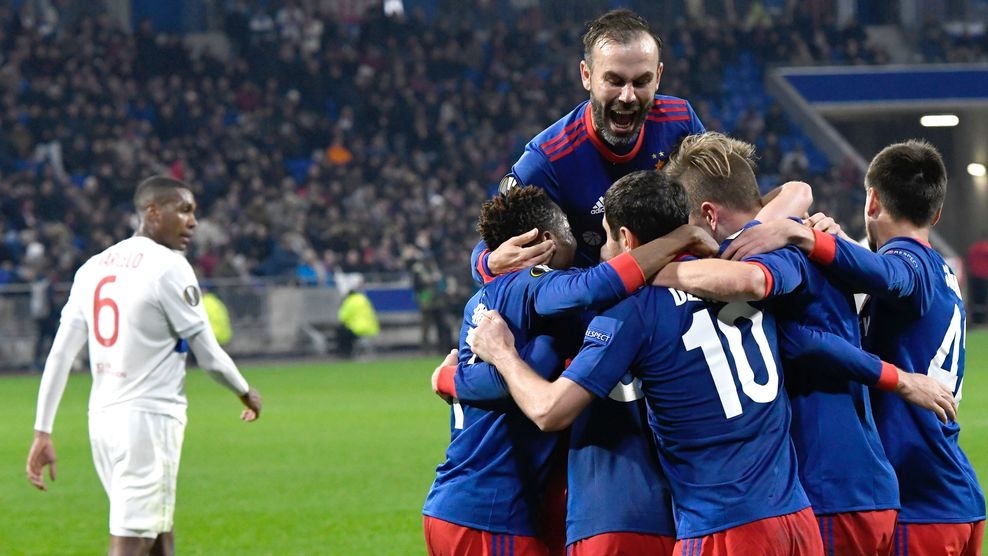 ЦСКА Москва сътвори една от сензациите на 1 8 финала в Лига