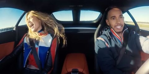 Британският състезател и четирикратен световен шампион във Формула 1 Люис