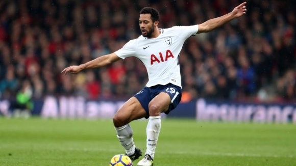 Полузащитникът Муса Дембеле започва преговори с Тотнъм за подновяване на