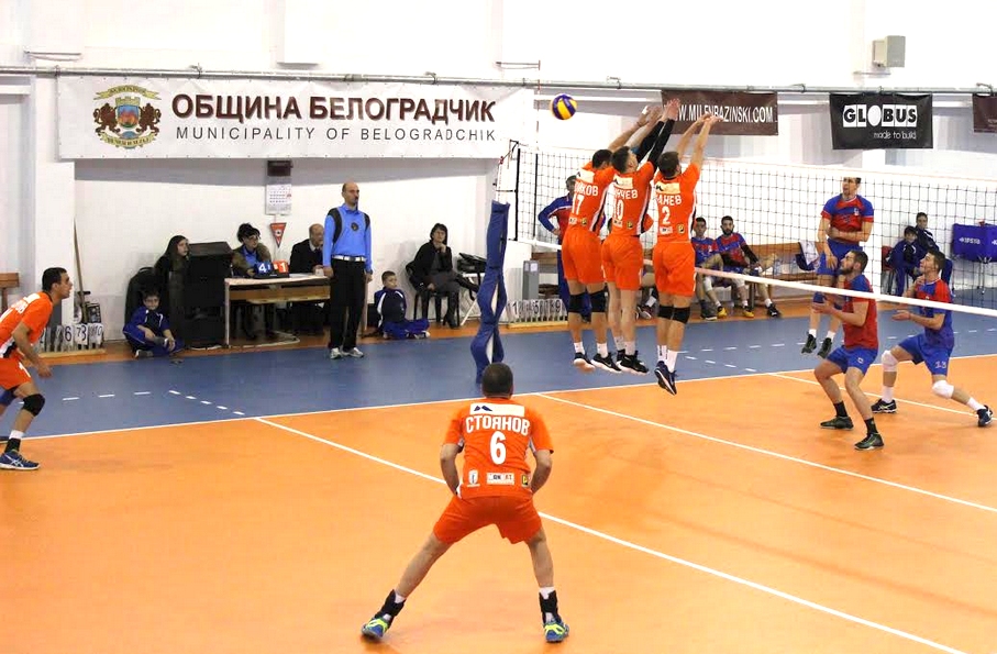 Волейболните отбори на Дунав Русе и Ботев Луковит станаха първите