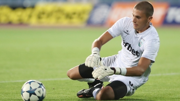 Вратарят на Витоша Бистрица Християн Василев претърпя успешна операция вчера