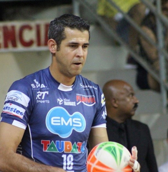 Един от най добрите волейболисти на Бразилия през последните 20