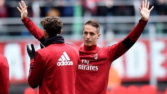 Защитникът на Милан Андреа Конти засипа с похвали новия треньор