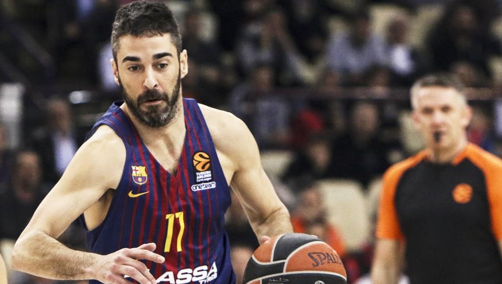 Без контузения български национал Александър Везенков отборът на Барселона загуби