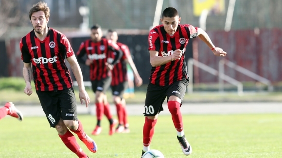 Отборът на Локомотив София разби Рилски спортист с 6 2