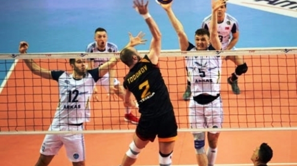 Волейболният национал Теодор Тодоров и неговият Галатасарай Истанбул ще играят