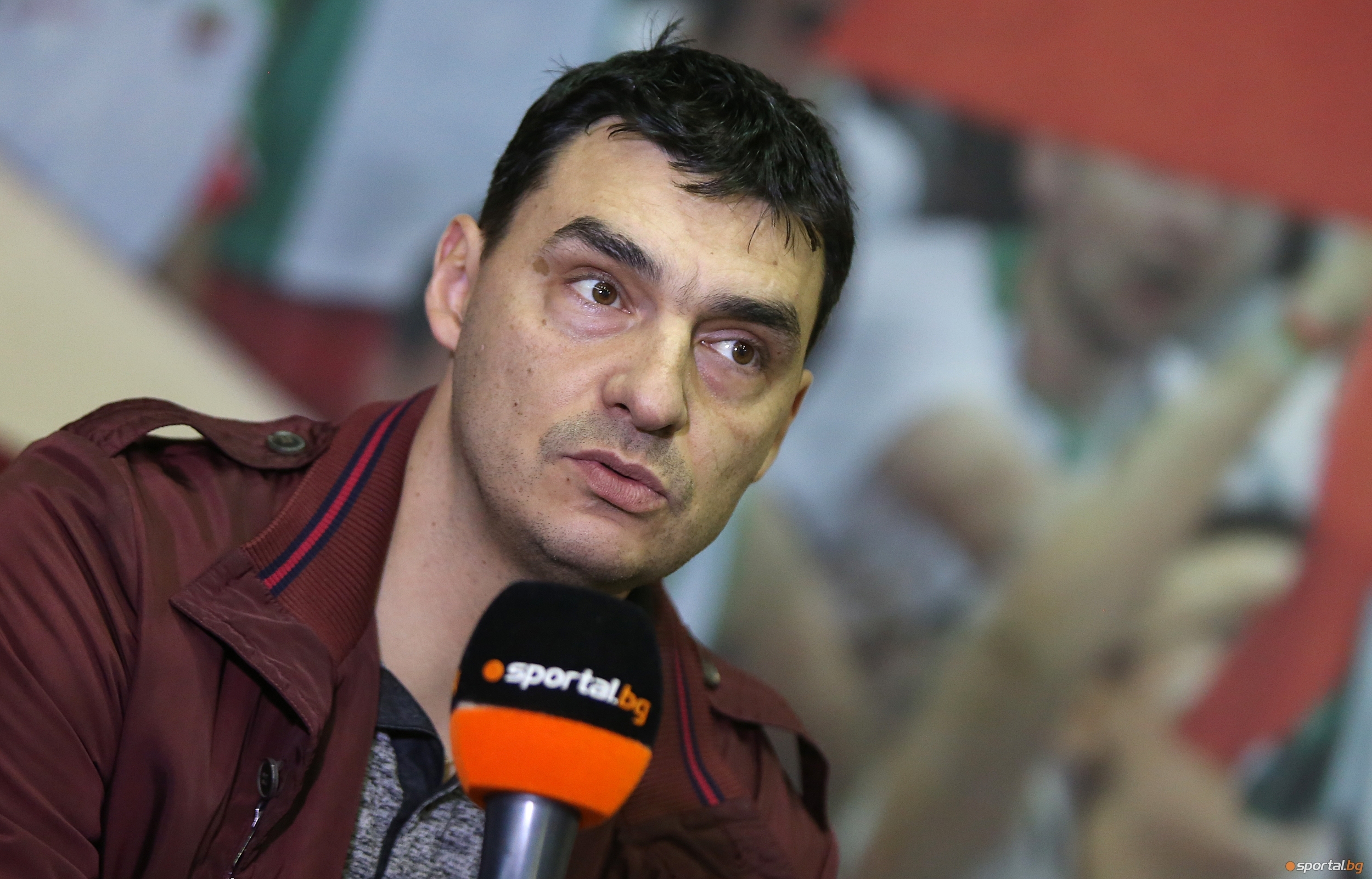 Бившият капитан на националния отбор на България Владимир Николов ще