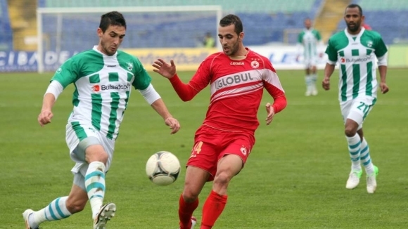 Португалецът Бернардо Тенгариня е сред седемте играчи, заради които профсъюзът