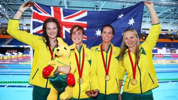 Австралийският национален отбор по плуване постави световен рекорд в плуването