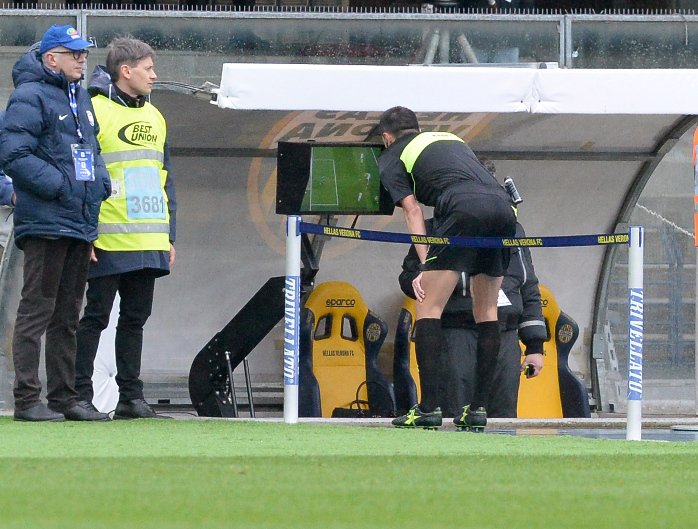 Шефът на асоциацията на италианските съдии Марчело Ники се оплака