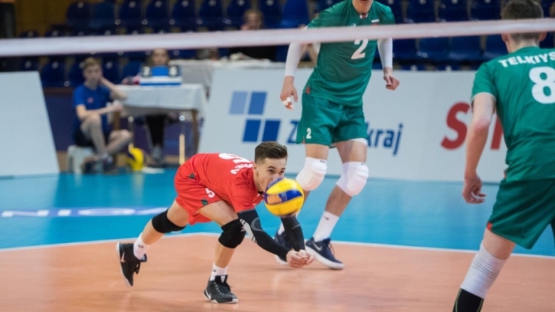 Националите на България под 18 години записаха втора победа на