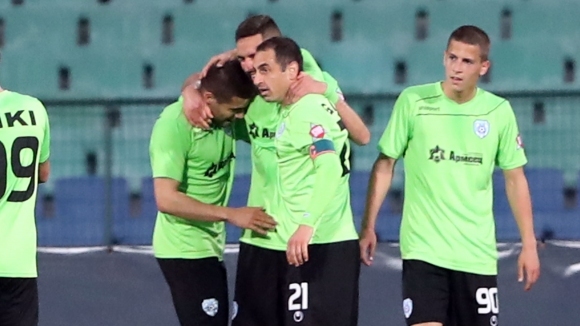 Отборът на Черно море продължава подготовката си за предстоящия мач