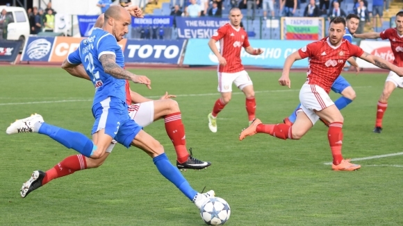 Състезателят на ЦСКА София Александър Дюлгеров вярва че червените може