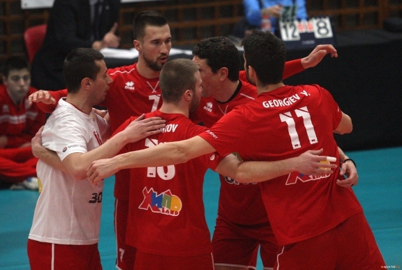 Напрежението между Нефтохимик 2010 и ЦСКА преди старта на финалната