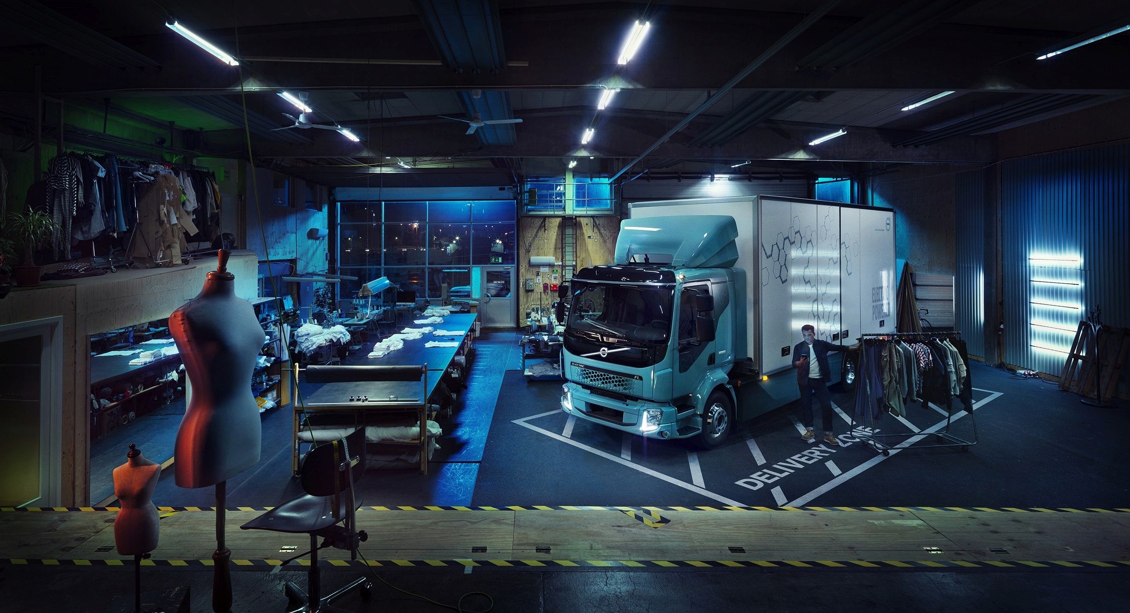 Volvo Trucks представи първия си изцяло електрически товарен автомобил