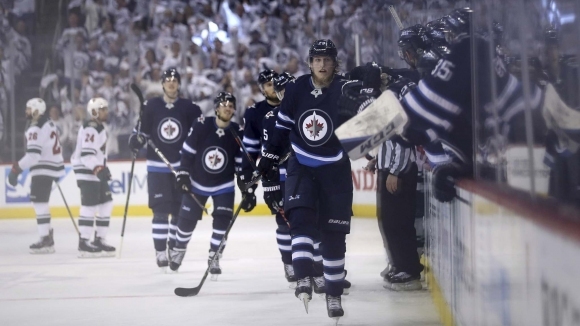 В Западната конференция Уинипег победи Минесота с 4 1 и