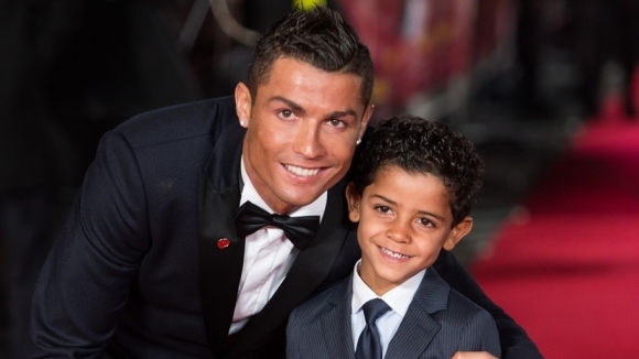 Какъвто бащата такъв и синът Голямата звезда на Реал Мадрид
