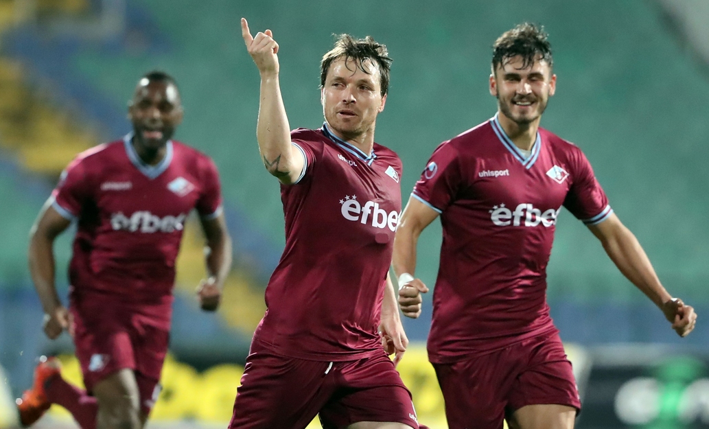 Отборът на Дунав приема Септември днес от 17 30 часа в