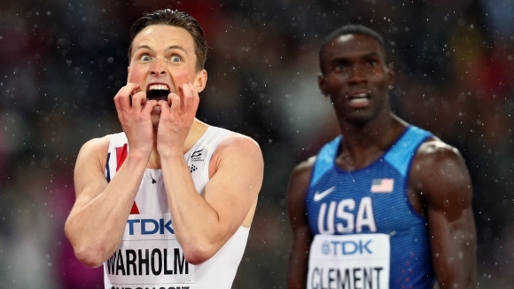 Една година след запомнящата се победа над олимпийския шампион Керън