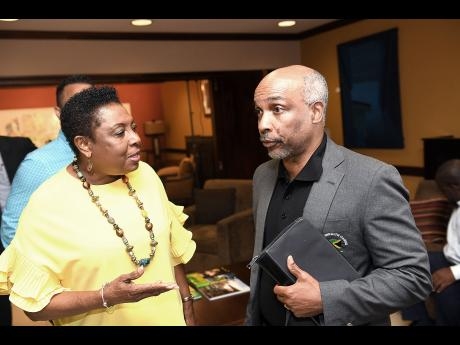 Ямайският министър на спорта Оливия Гранж обяви че сериозно е