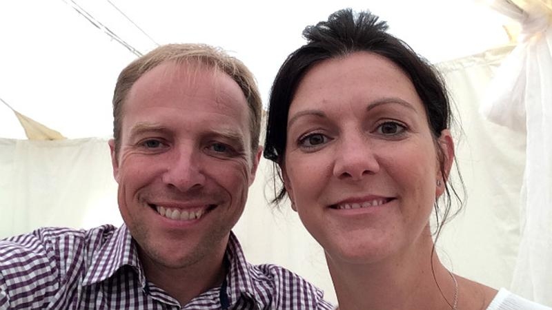 Двойка която бяга заедно остава заедно Така смятат 46 годишните Меил