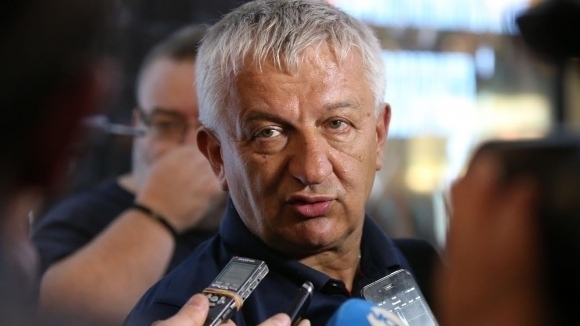 Президентът на Локомотив Пловдив Христо Крушарски се появи на стадиона