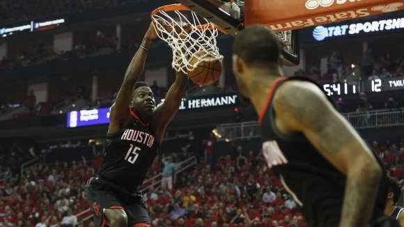 Във втория кръг на плейофите вече е отборът на Хюстън