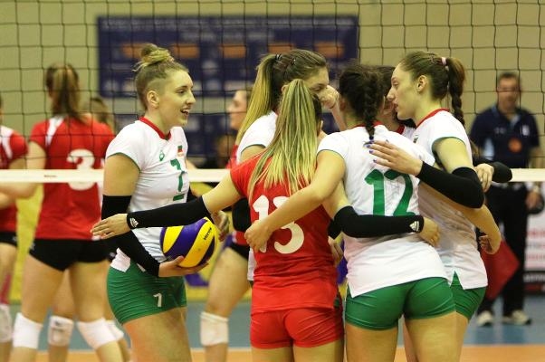 Националният волейболен отбор на България за девойки до 19 години